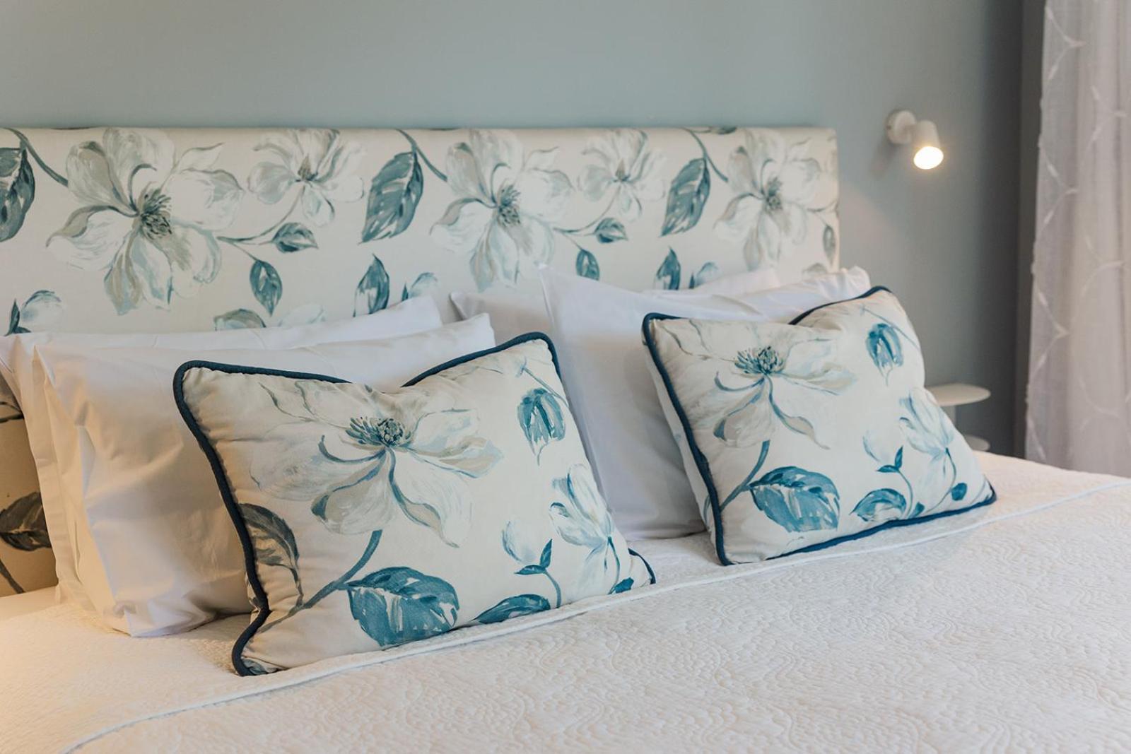 Revive On Oakview Boutique Beauty And Accommodation Ashburton Exterior foto
